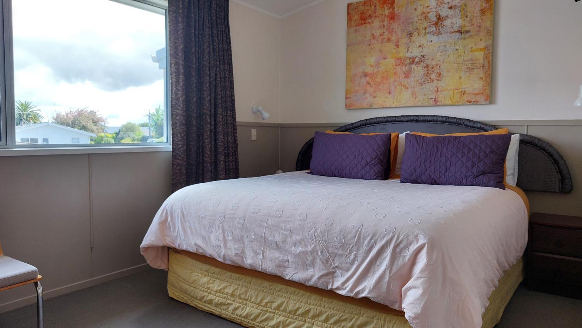 Bed And Breakfast Happy Home Taupo Accommodation מראה חיצוני תמונה