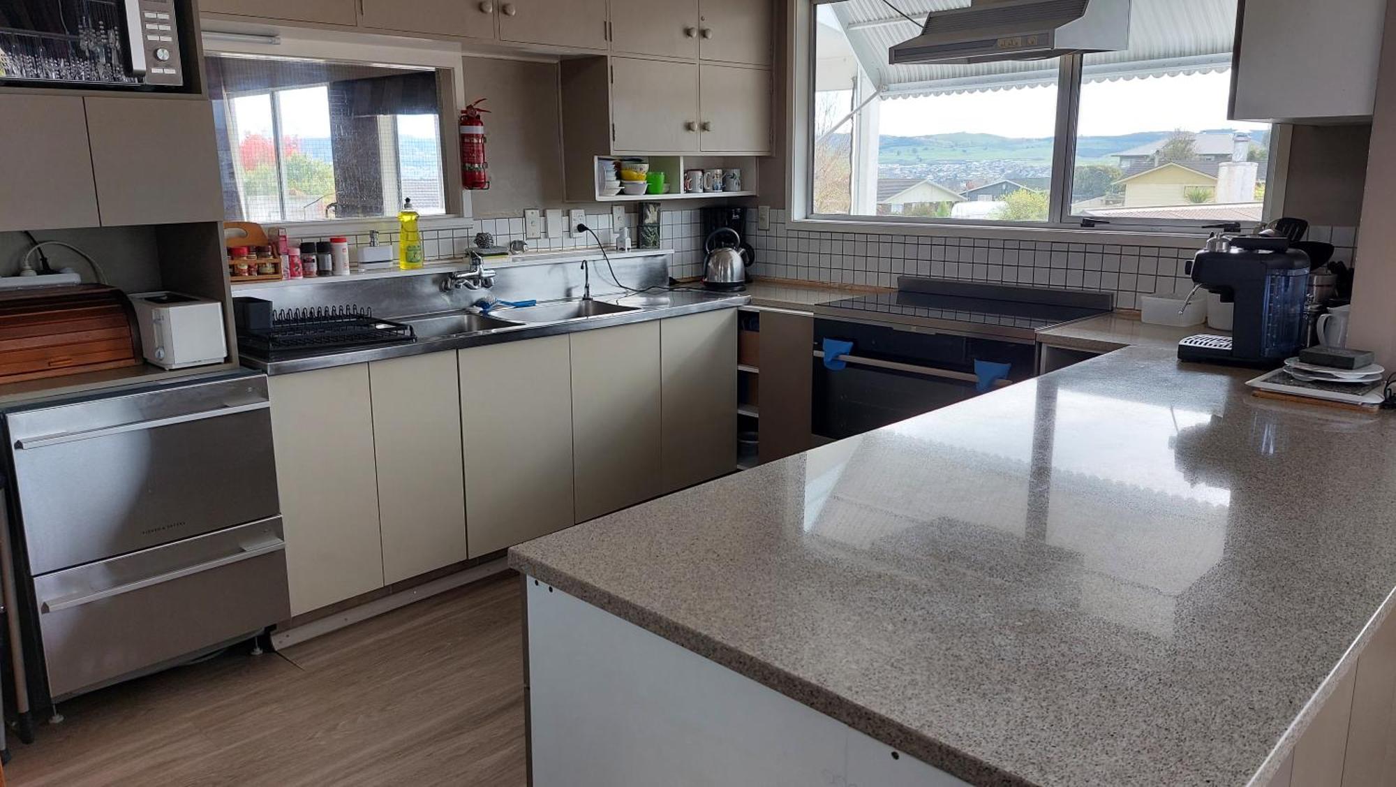 Bed And Breakfast Happy Home Taupo Accommodation מראה חיצוני תמונה