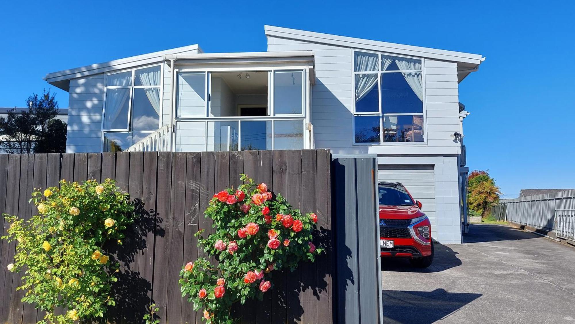 Bed And Breakfast Happy Home Taupo Accommodation מראה חיצוני תמונה